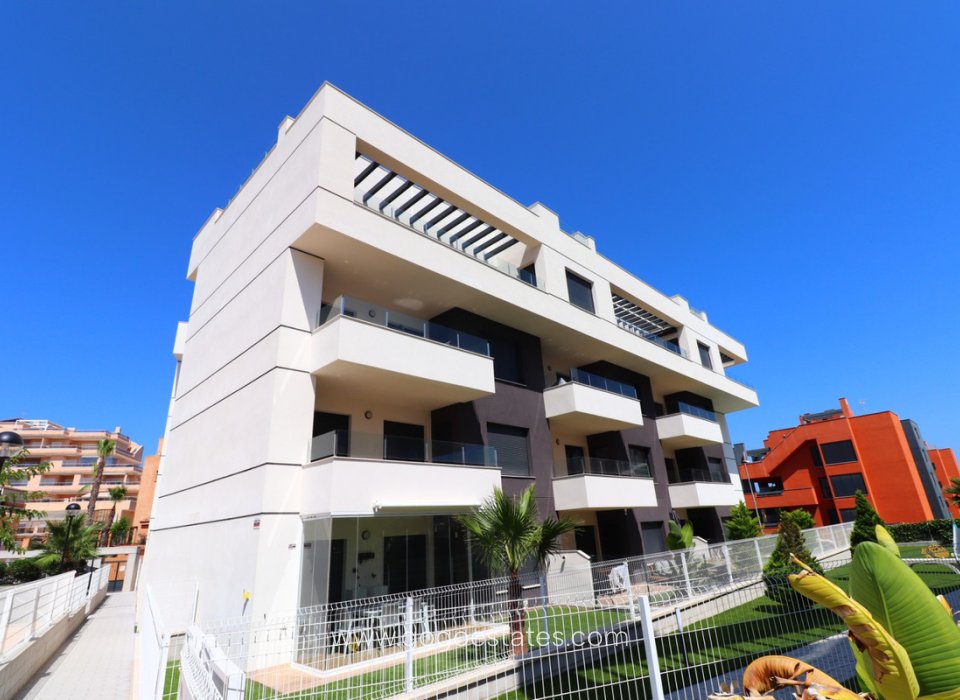 Resale - Apartment - Ground Floor Apartment - Orihuela - Villamartin