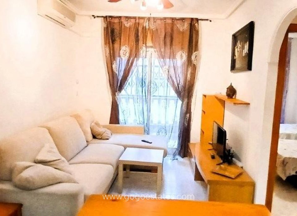 Resale - Apartment - Ground Floor Apartment - Torrevieja - Playa de los Locos