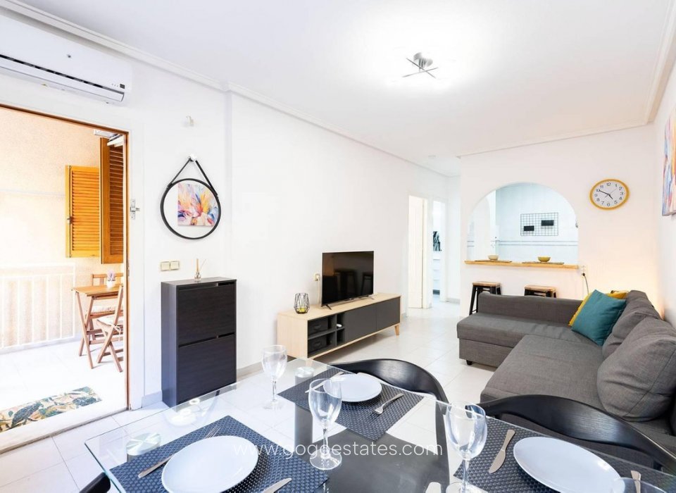 Resale - Apartment - Ground Floor Apartment - Torrevieja - Torrevieja Centro