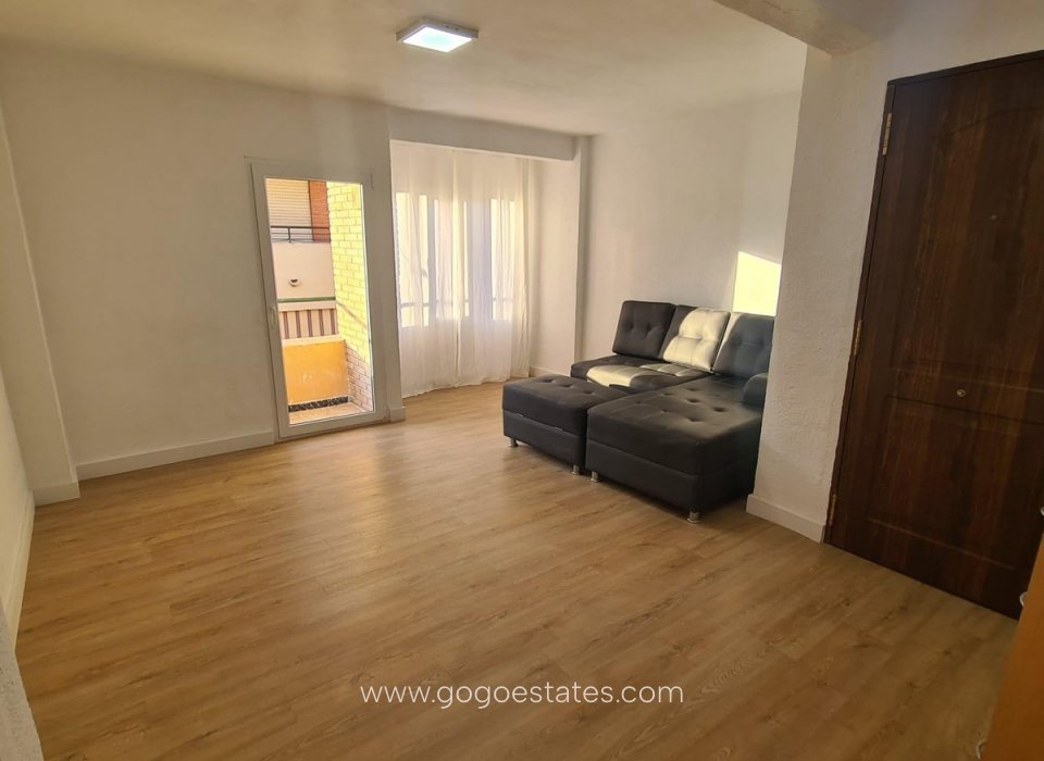 Resale - Apartment - Middle Floor Apartment - Alicante - Alicante Centro