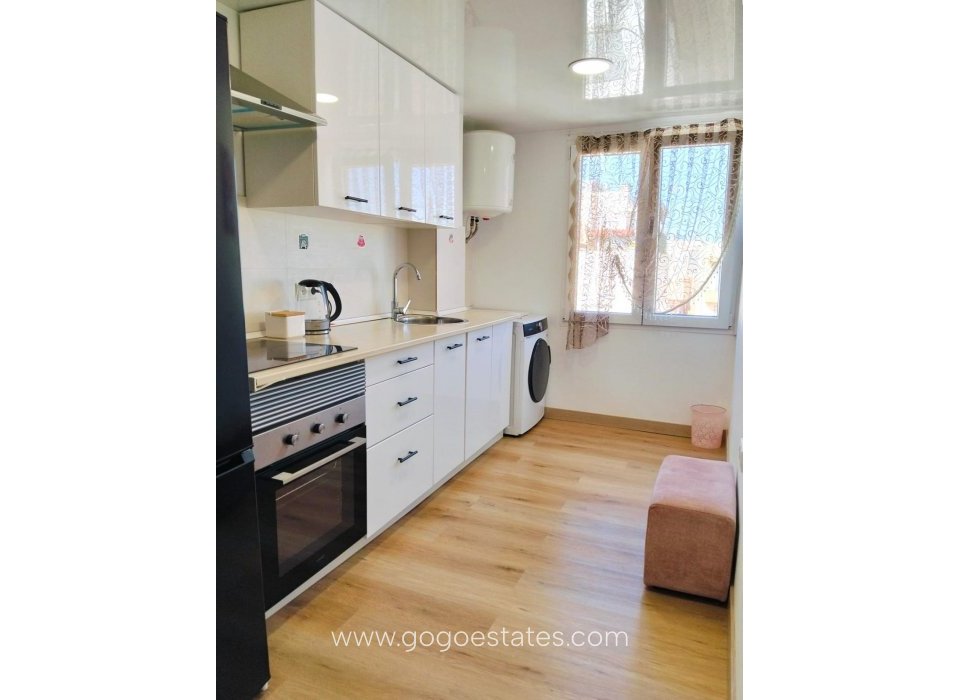 Resale - Apartment - Middle Floor Apartment - Alicante - Alicante Centro