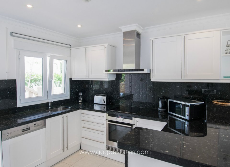 Resale - Apartment - Middle Floor Apartment - Benissa - Benissa Centro