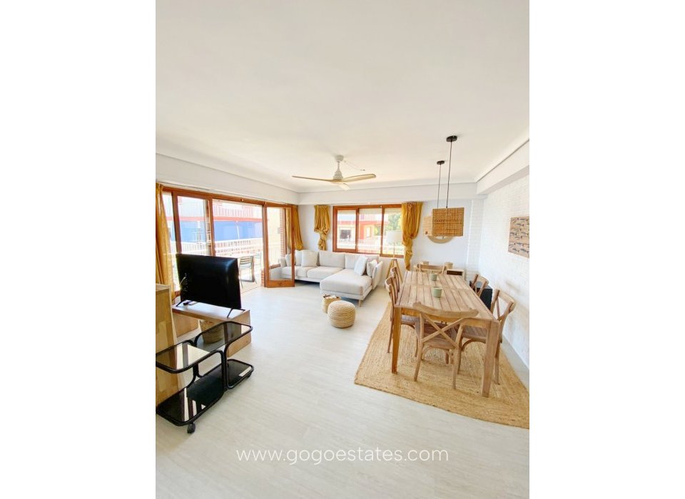 Resale - Apartment - Middle Floor Apartment - Dénia - Denia Centro