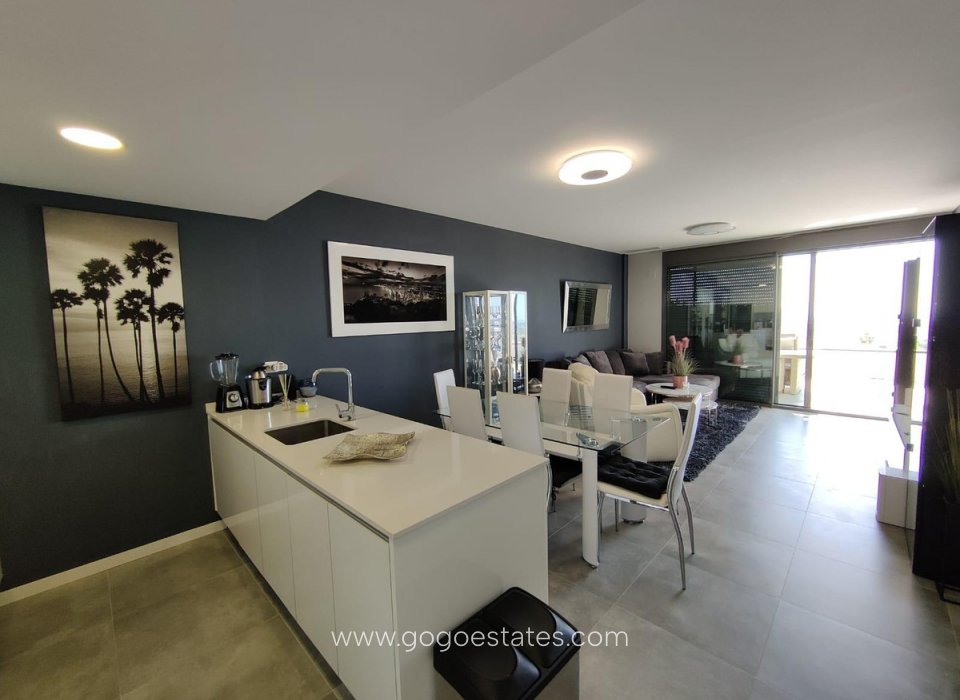 Resale - Apartment - Middle Floor Apartment - Finestrat