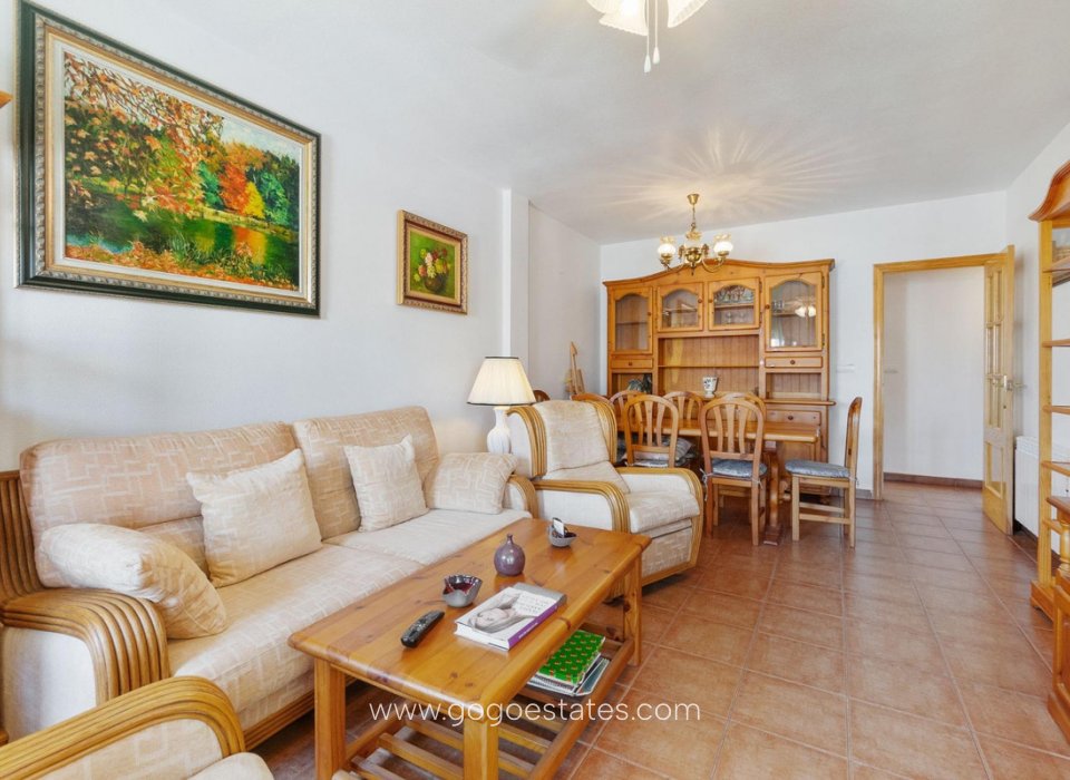 Resale - Apartment - Middle Floor Apartment - Orihuela - Campoamor