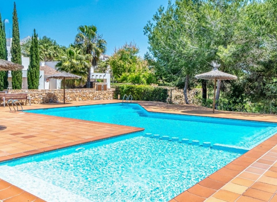 Resale - Apartment - Middle Floor Apartment - Orihuela - Las Colinas Golf