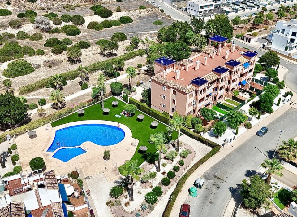 Resale - Apartment - Middle Floor Apartment - Orihuela - Villamartin