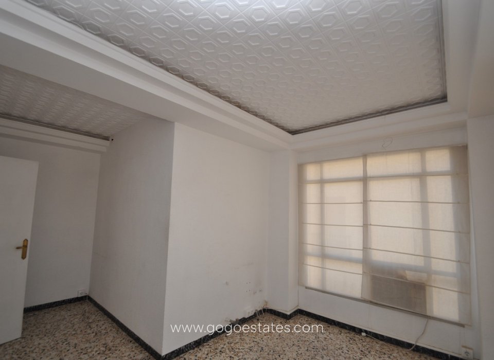Resale - Apartment - Middle Floor Apartment - Pinoso - Pinoso Centro
