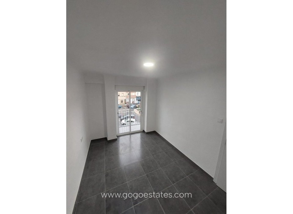 Resale - Apartment - Middle Floor Apartment - Santa Pola - Santa Pola Centro