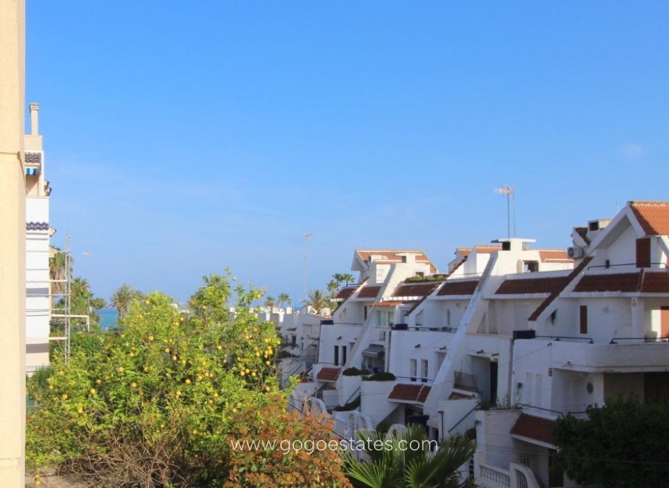 Resale - Apartment - Middle Floor Apartment - Torrevieja - La veleta