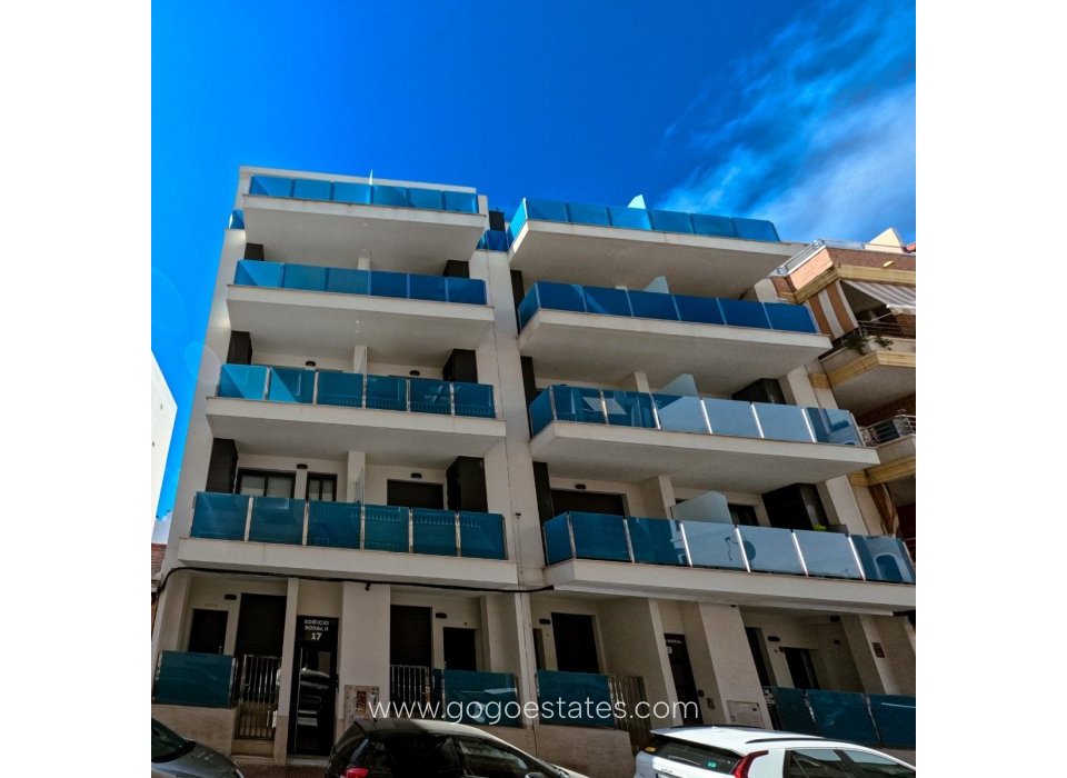Resale - Apartment - Middle Floor Apartment - Torrevieja - Playa del Cura