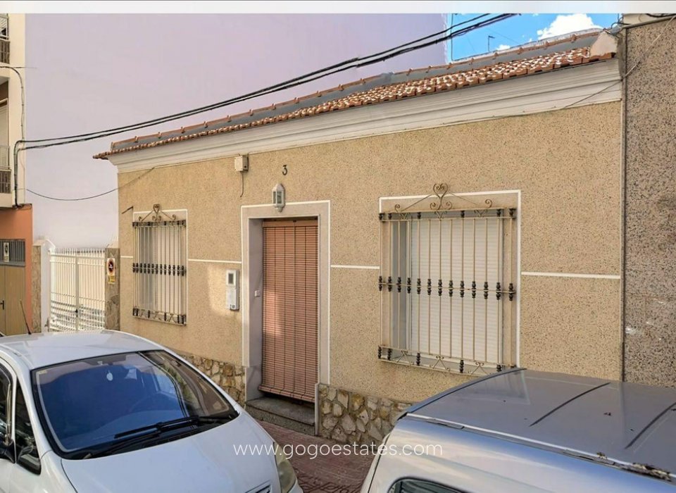 Resale - Apartment - Middle Floor Apartment - Torrevieja - Torrevieja Centro