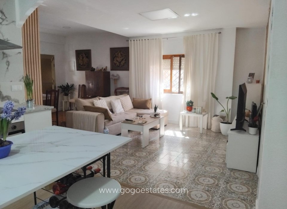 Resale - Apartment - Middle Floor Apartment - Villajoyosa - Villajoyosa Centro