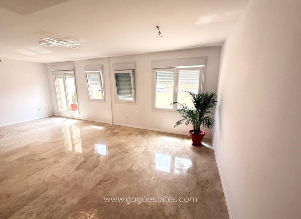 Resale - Apartment - Penthouse Duplex - Alicante - Alicante Centro