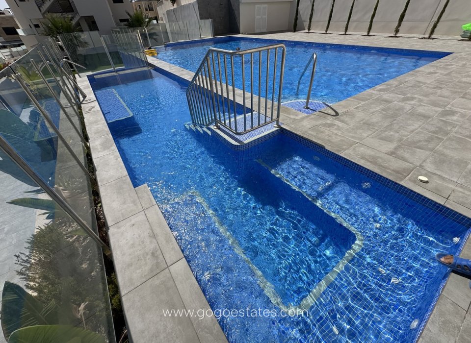 Resale - Apartment - Penthouse Duplex - Orihuela - Villamartin