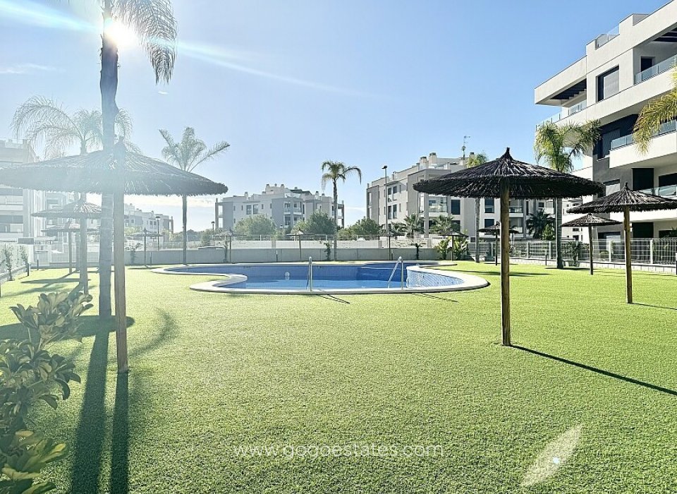 Resale - Apartment - Penthouse Duplex - Orihuela - Villamartin