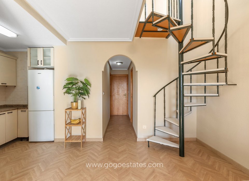 Resale - Apartment - Penthouse Duplex - Torrevieja - La Mata