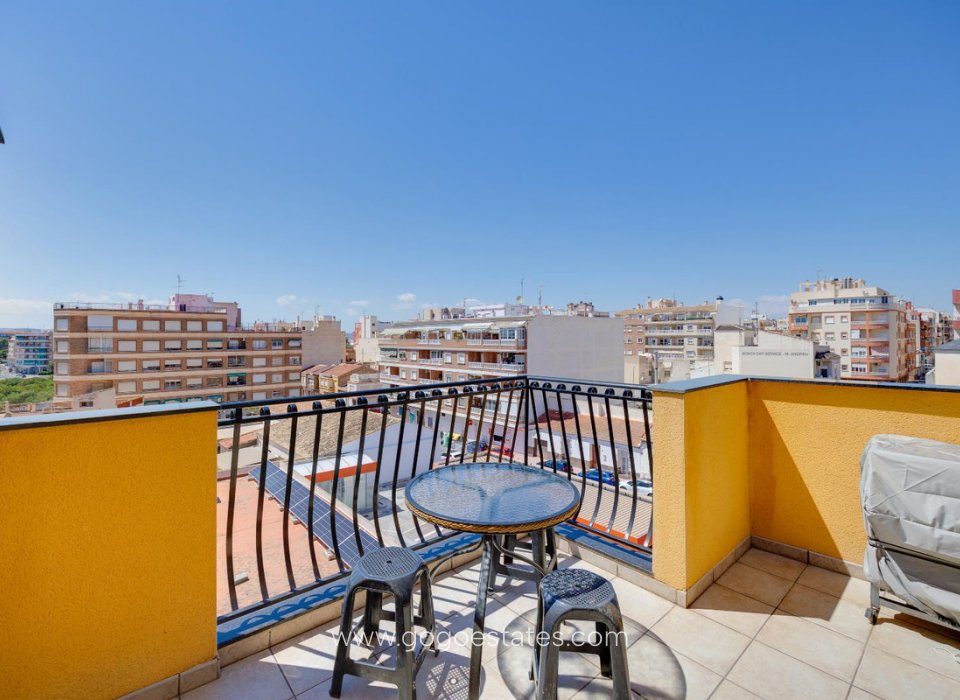 Resale - Apartment - Penthouse Duplex - Torrevieja - Torrevieja Centro