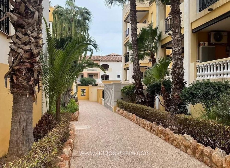 Resale - Apartment - Penthouse Duplex - Torrevieja - Torrevieja Centro