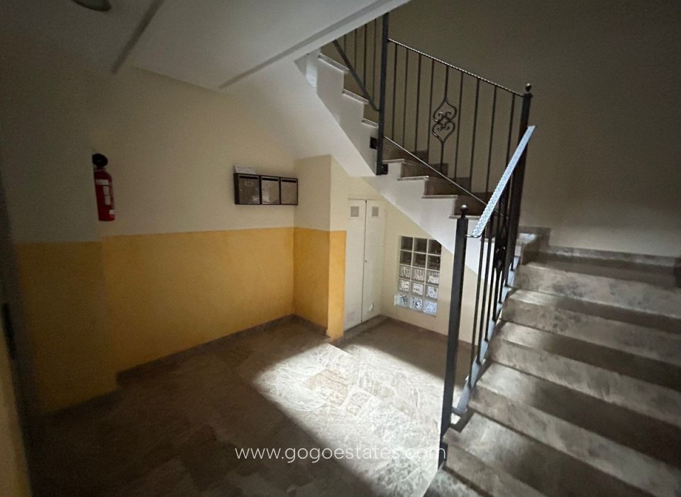 Resale - Apartment - Top Floor Apartment - Almoradi - Almoradi Centro