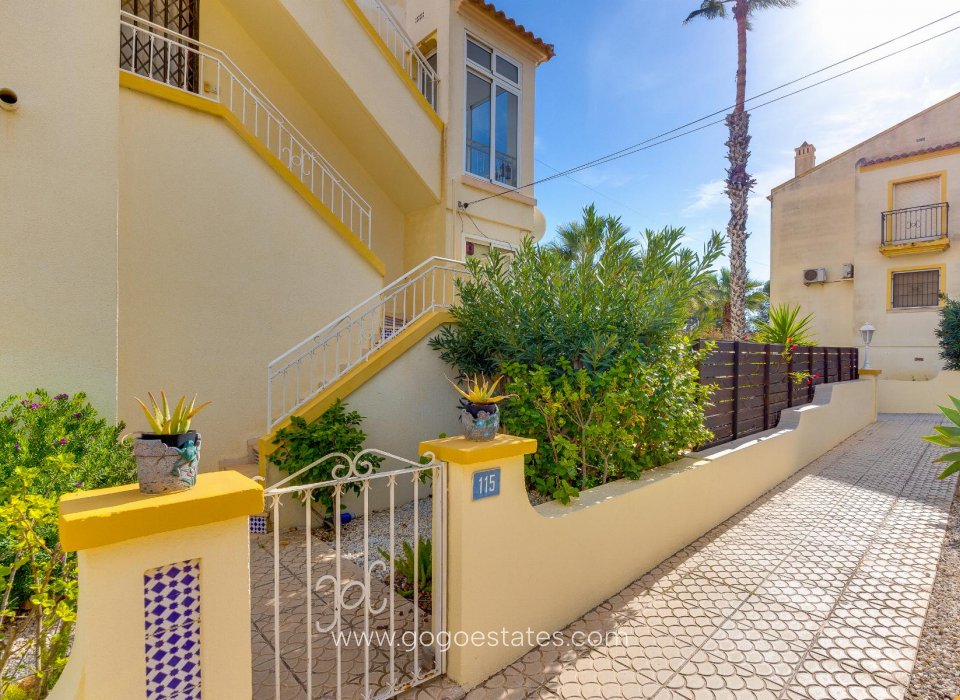 Resale - Bungalow - Orihuela Costa - Orihuela