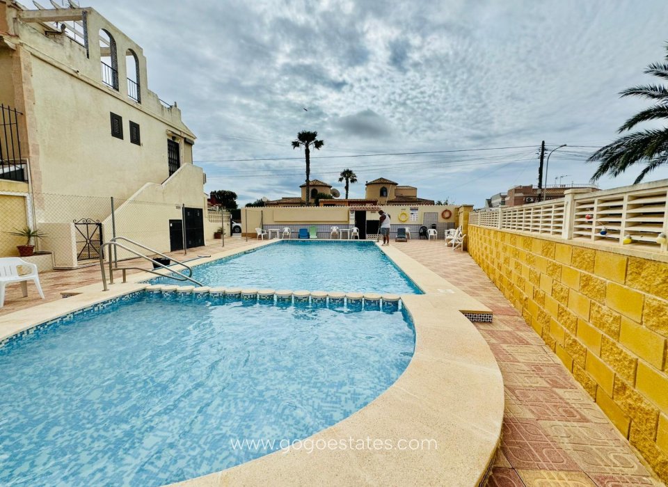 Resale - Bungalow - Torrevieja - Nueva Torrevieja