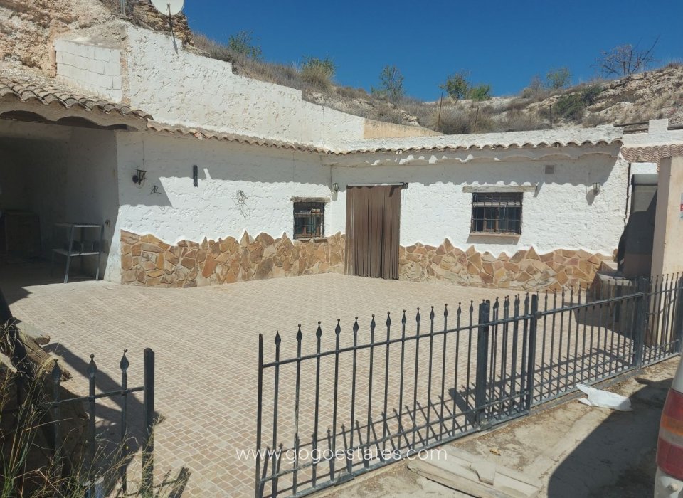 Resale - Casa Cueva - Cuevas del Campo - Granada