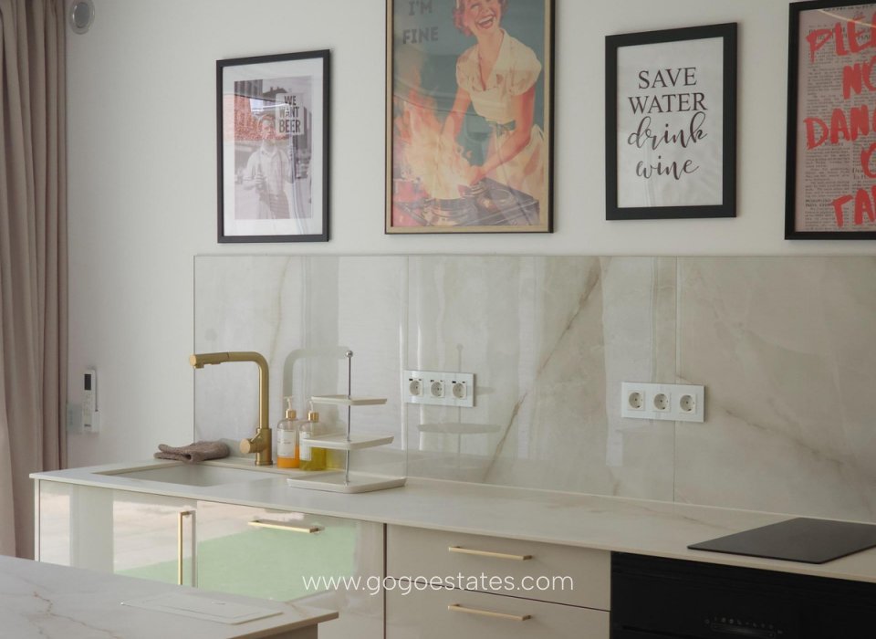 Resale - Commercial - Business - Torrevieja - Torrevieja Centro