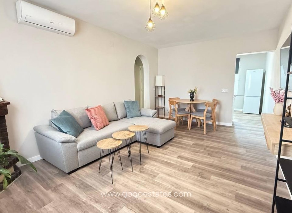 Resale - House - Bungalow - Orihuela - Orihuela Costa