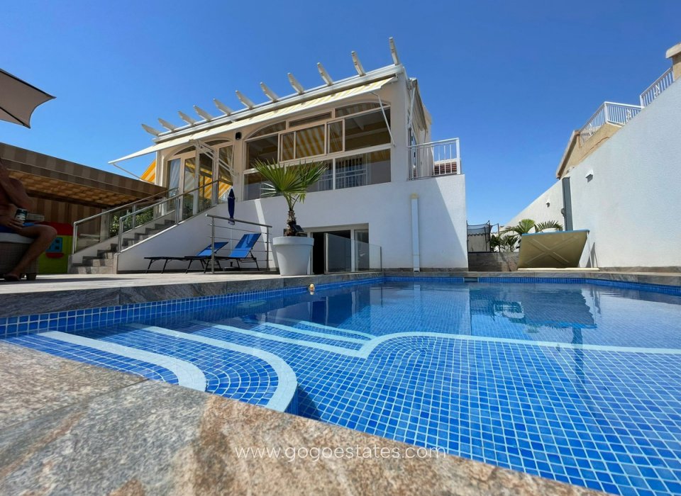 Resale - House - Bungalow - Orihuela - Orihuela Costa