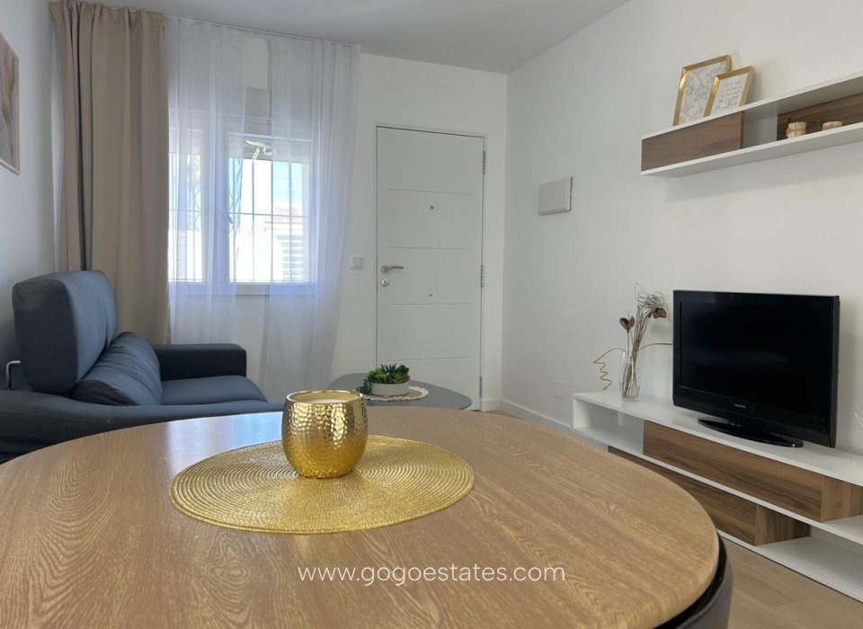 Resale - House - Bungalow - Torrevieja - Nueva Torrevieja
