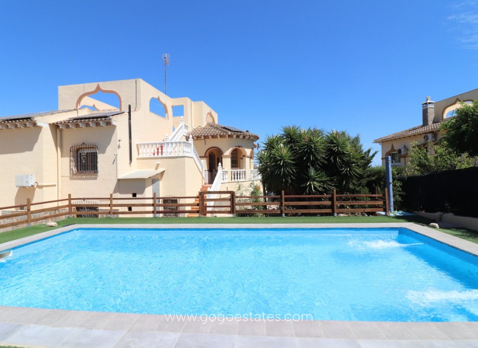 Resale - House - Detached Villa - Algorfa - Algorfa Centro