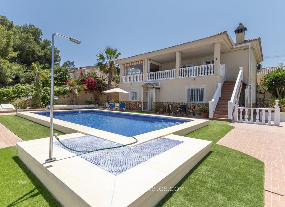 Resale - House - Detached Villa - Algorfa - Algorfa Centro