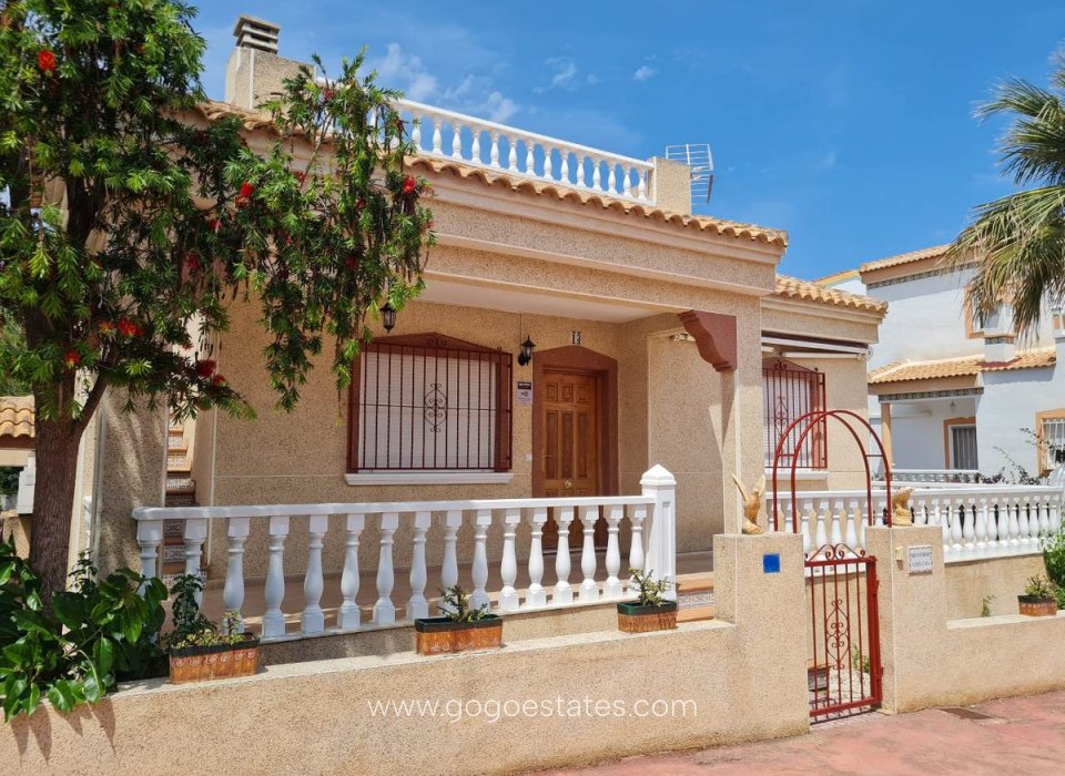 Resale - House - Detached Villa - Algorfa - Algorfa Centro
