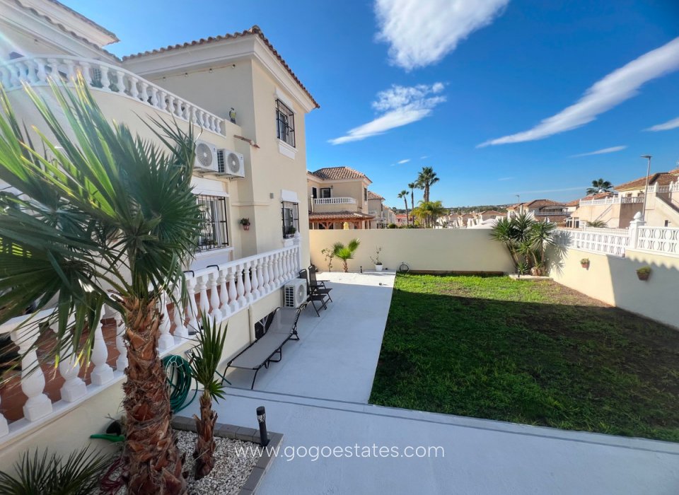 Resale - House - Detached Villa - Algorfa - Algorfa Centro