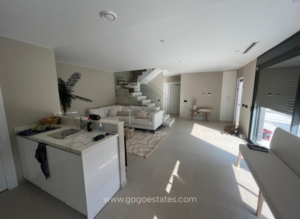 Resale - House - Detached Villa - Algorfa - La finca golf