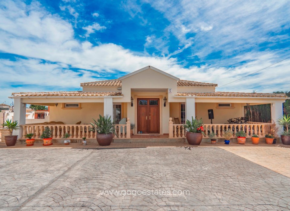 Resale - House - Detached Villa - Almoradi - Heredades
