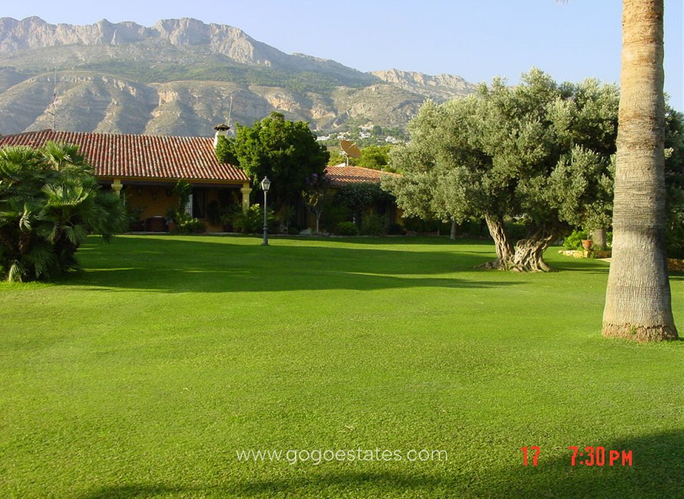 Resale - House - Detached Villa - Altea - Altea Centro