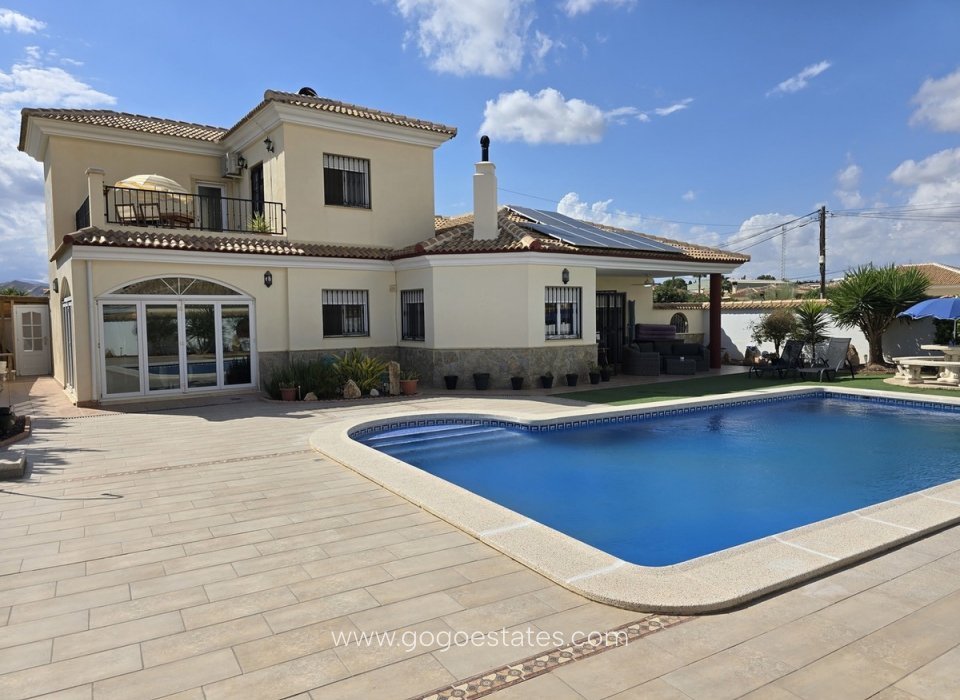 Resale - House - Detached Villa - Arboleas