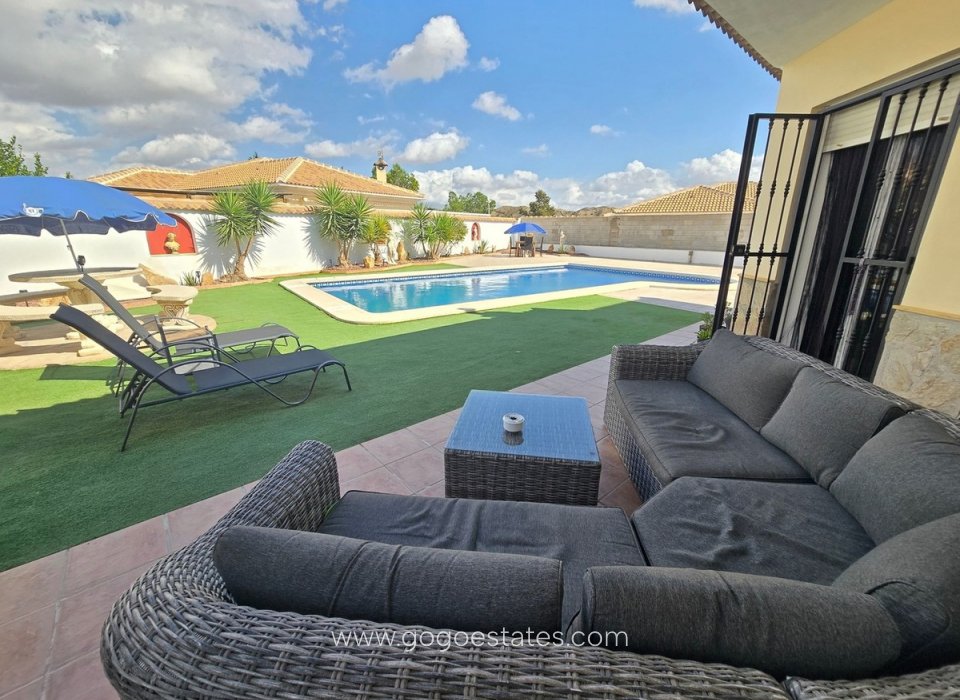 Resale - House - Detached Villa - Arboleas