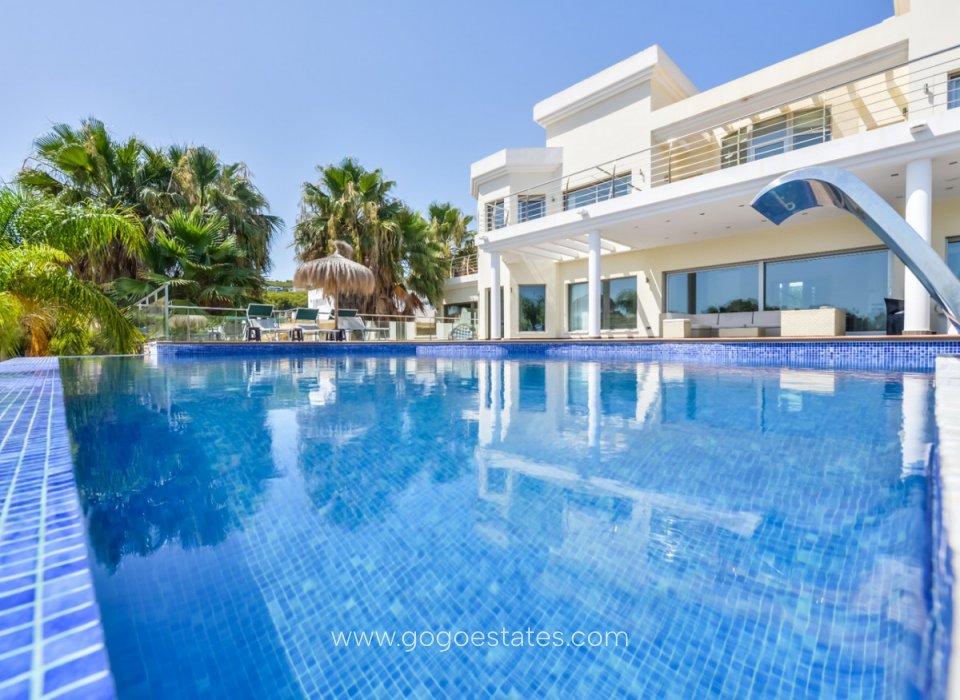 Resale - House - Detached Villa - Benissa - La Fustera