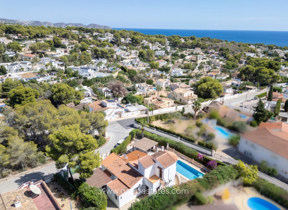 Resale - House - Detached Villa - Benissa - La Fustera