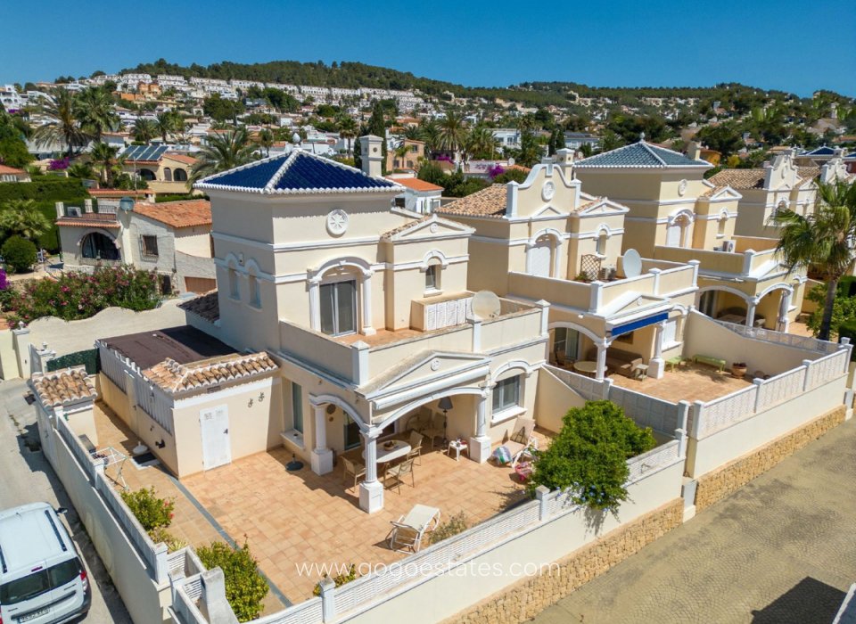 Resale - House - Detached Villa - Calpe - Calpe Centro