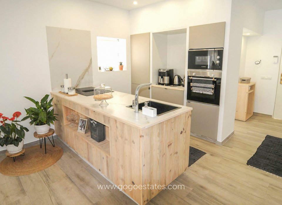 Resale - House - Detached Villa - Calpe - Calpe Centro