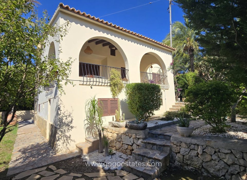 Resale - House - Detached Villa - Calpe - Calpe Centro