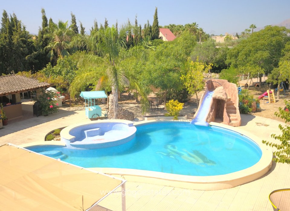 Resale - House - Detached Villa - Catral - Catral Centro