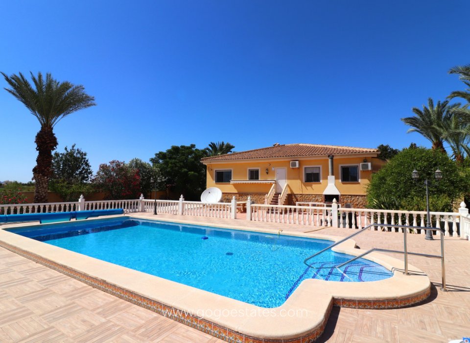 Resale - House - Detached Villa - Catral - Catral Centro