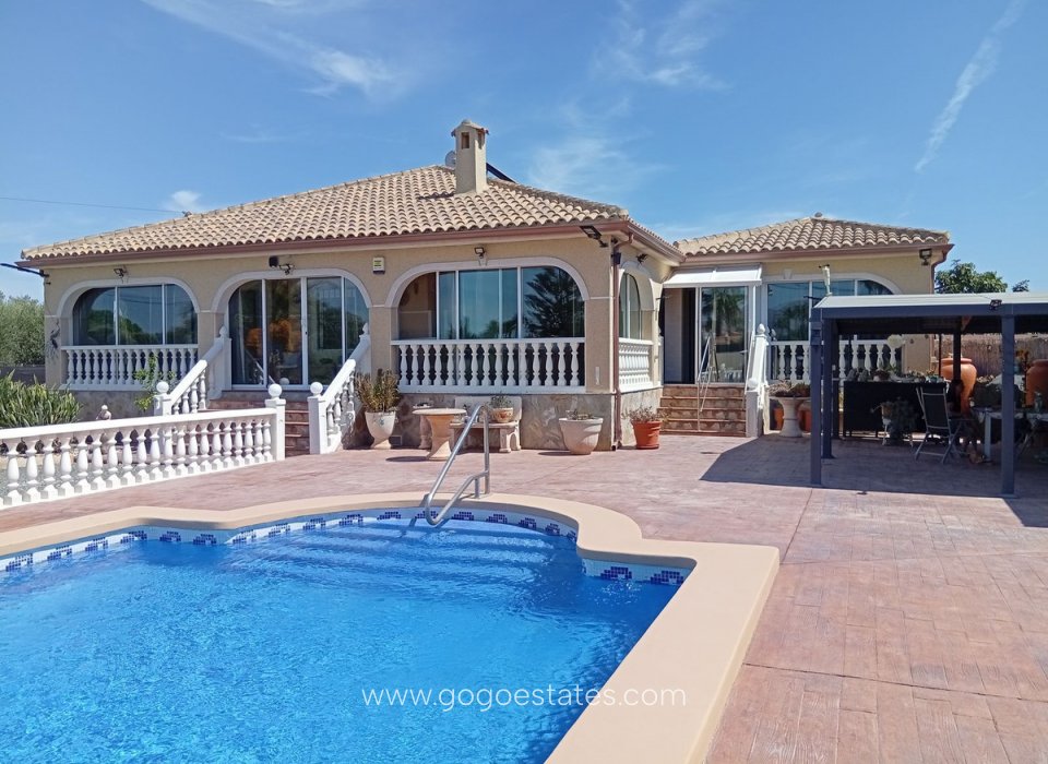 Resale - House - Detached Villa - Catral - Catral Centro