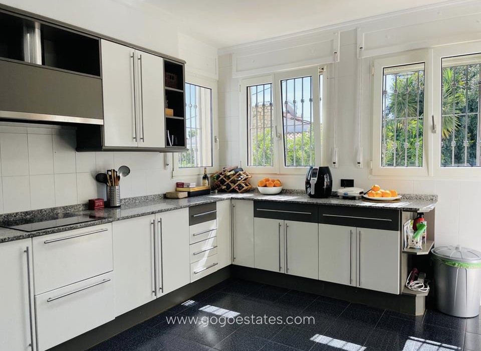 Resale - House - Detached Villa - Dénia - Denia Centro