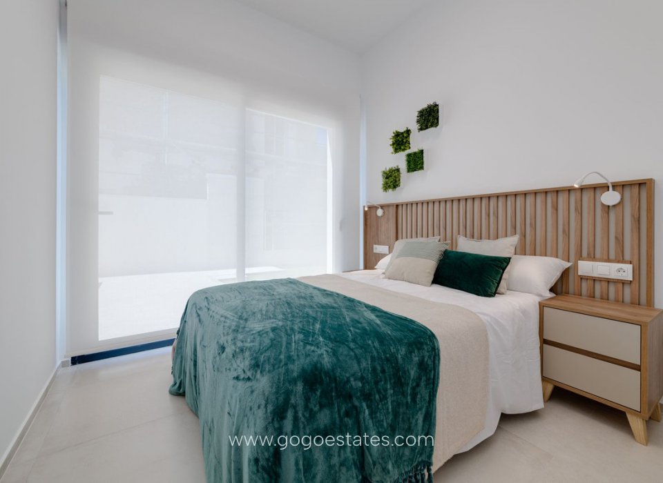 Resale - House - Detached Villa - Finestrat